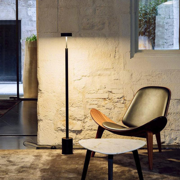 Floor Lamp black